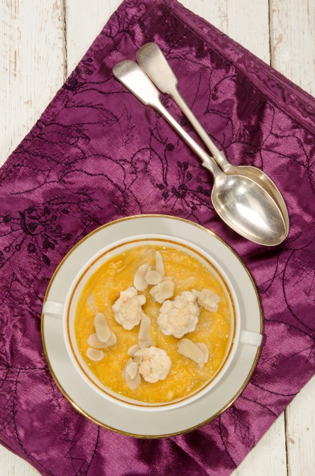 cauliflower curry soup with almond in a bowl cauliflower curry soup with almond in a bowl